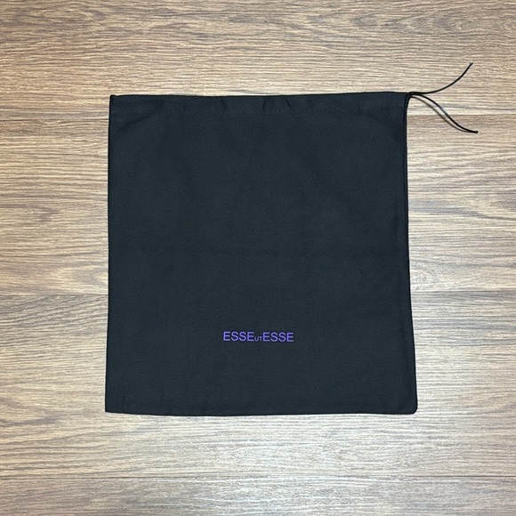 ESSEutESSE Black Dust Bag with Purple Text - Picture 1 of 5
